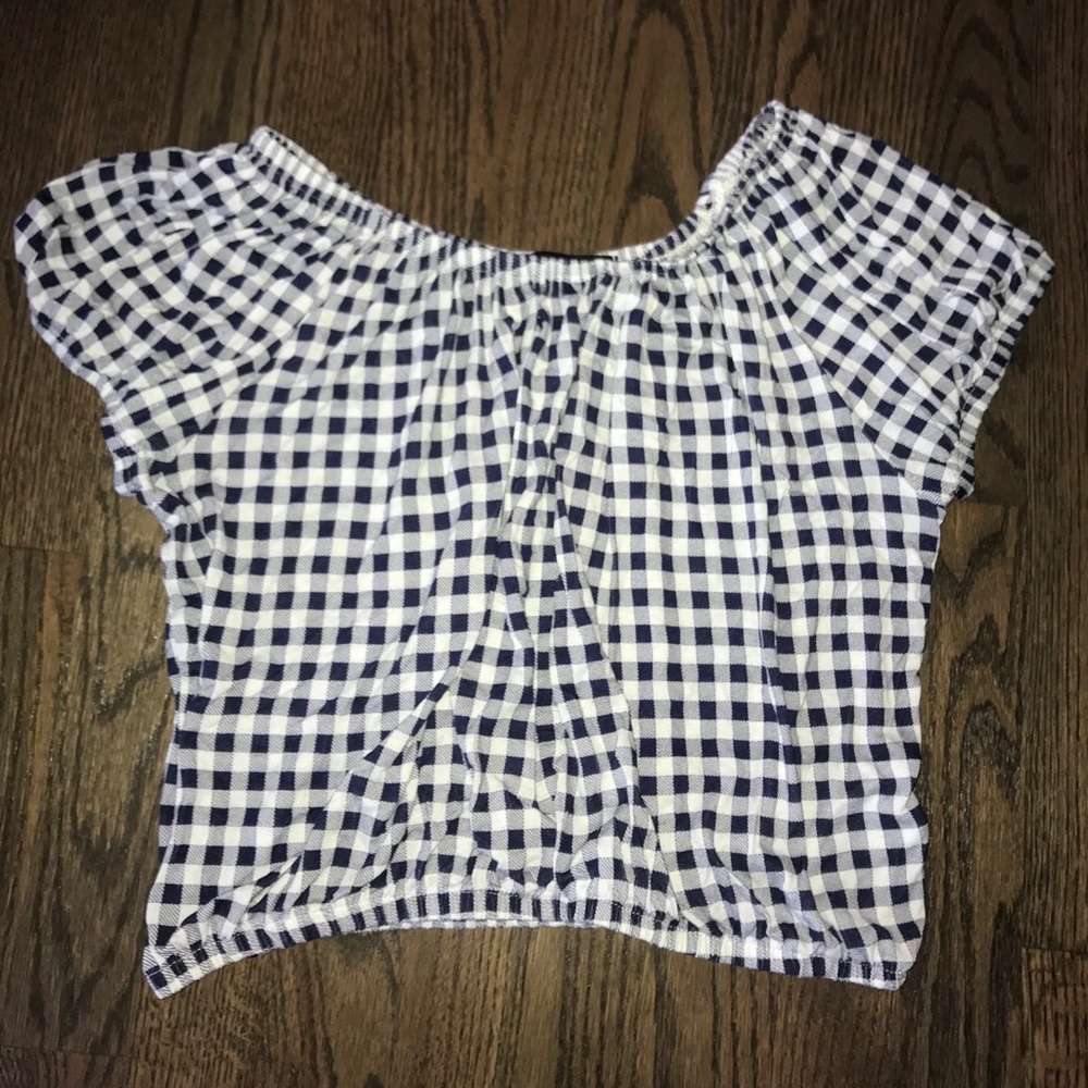 Off the Shoulder Top (size L)